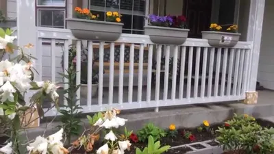 Как сделать красивую клумбу для цветов перед домом. Наши идеи… - YouTube