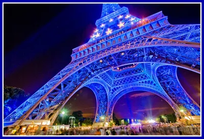 Новый год в Париже: куда отправиться в праздничную ночь?. Городской туризм