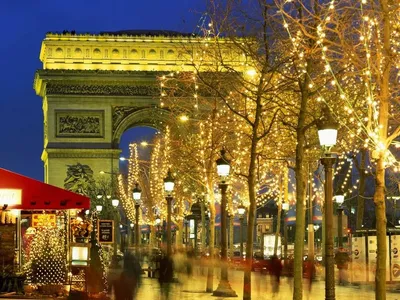 Новый год в Париже: куда отправиться в праздничную ночь?. Городской туризм