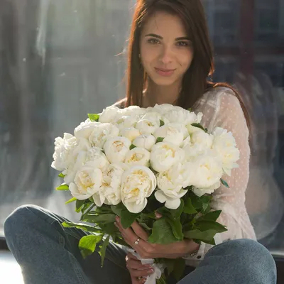 Букет из белых пионов - Доставкой цветов в Москве! 5615 товаров! Цены от  487 руб. Цветы Тут