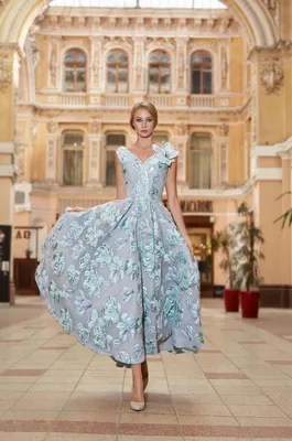 Выпускное платье с цветами Lorange Luna | Купить вечернее платье в салоне  Валенсия (Москва)