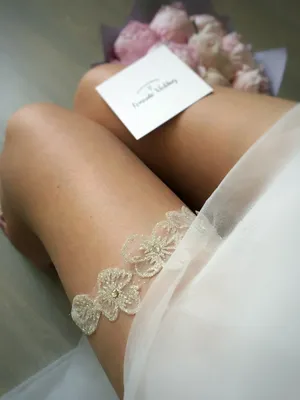 Подвязка невесты на ногу цветами блестящая девичник подарок Romantic  Wedding 31083048 купить в интернет-магазине Wildberries