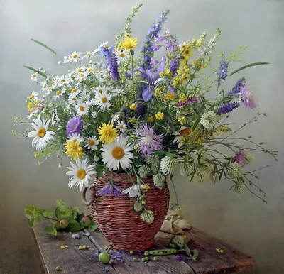 Фото Букет полевых цветов в вазе. Фотограф Марина Филатова