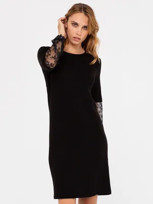 Купить трикотажное прямое черное платье с кружевными рукавами по цене 3 580  руб (артикул ) в интернет-магазине С. Зотовой