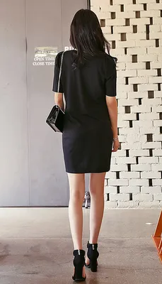 Прямое черное платье с небольшим v-образным вырезом купить в цвете черный,  красивое повседневное платье с доставкой по рф