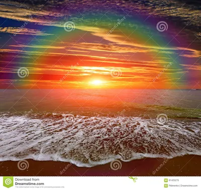 Славная радуга над морем стоковое изображение. изображение насчитывающей  песок - 61425275