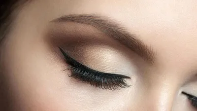 Перманентный макияж для возрастных клиентов: акцентная растушевка век -  pro.bhub.com.ua