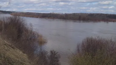 На 2 июня 2020 г. уровень воды в реке Вятка составляет 628 cм. над нулем  поста Вятские Поляны