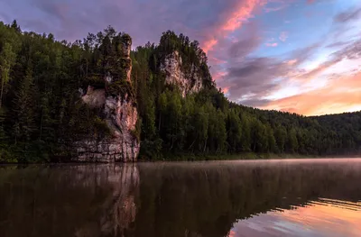 Камень Столбы, река Чусовая. Фотограф Сергей Скоробогатов
