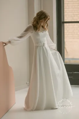 Простое свадебное платье Zu Zu Disha – купить в Москве - свадебный салон  Etna Bride