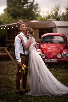 bride, свадебные фотографии, свадебная фотосессия, свадебная съемка с ретро  автомобилем, свадебный фотограф, свадебный, Свадебные платья Москва
