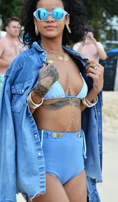 Rihanna in a Bikini at a beach in Barbados - December 2013 | Rihanna style,  Rihanna tattoo, Rihanna