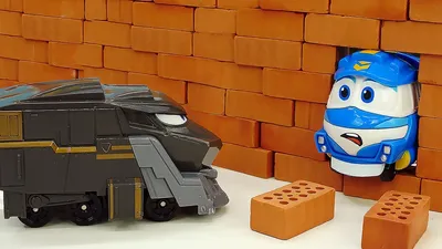 Игрушки Роботы Поезда в видео онлайн. Дюк готовит ловушку для Кея? Новые  игры для мальчиков - YouTube