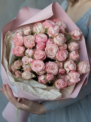 Пионовидная роза Бомбастик 19 шт. купить от 7600 рублей в интернет-магазине