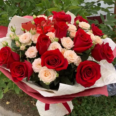 Букет «Ирина» из роз - заказать и купить за 5 400 ₽ с доставкой в Туле -  партнер «Цветы»