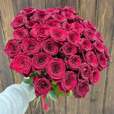 Купить букет из 39 красных роз 60 см с доставкой на дом по Москве 24 часа