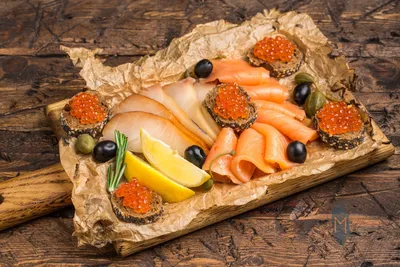 Закуска из рыбной нарезки - заказать с доставкой в Москве | Купить рыбную  нарезку с доставкой