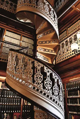 Самые красивые кованые ограждения лестниц | 28 фото