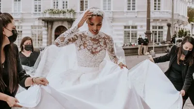 Топ-6 самых красивых свадебных платьев звезд 2021 - фото | Новини.live