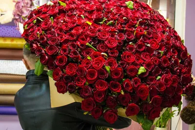 Самый большой красивый букет роз (76 фото)