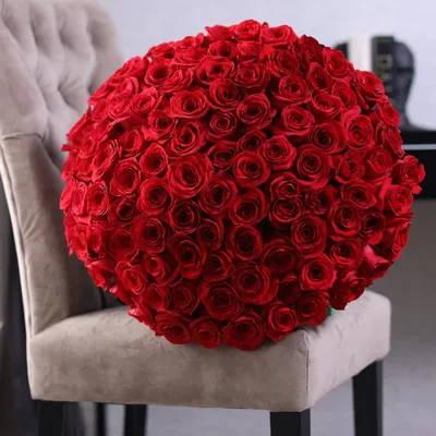Купить Букет с розами «Красный закат» из каталога 8 марта в Сыктывкаре -  «Флориска».