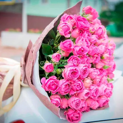 Букет цветов «Лучшая в мире!» заказать с доставкой по цене 15 610 руб. в  Ставрополе