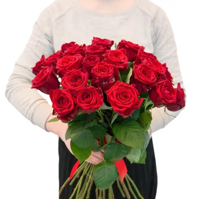 25 алых роз по акции по цене 5340 ₽ - купить в RoseMarkt с доставкой по  Санкт-Петербургу