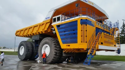 Самый большой БелАЗ, Камаз, Либхер, Катерпиллер и другие машины с  грузоподъемностью свыше 300 тонн: топ-10 крупнейших грузовиков в мире