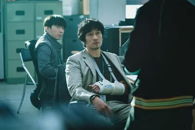 Со Джи Соп (So Ji Seob) - актёр - фильмография - Пришельцы. Часть 1 (2022)  - азиатские актёры - Кино-Театр.Ру