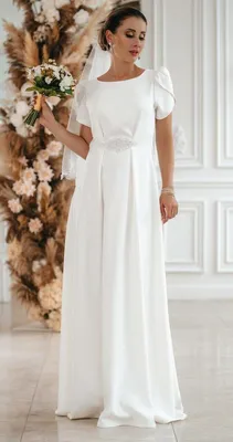 Свадебные платья и костюмы больших размеров - купить в СПб недорого