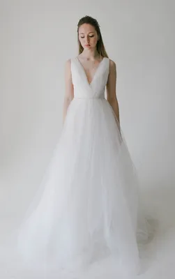 простое свадебное платье, свадебное платье в стиле, свадебные платья, свадебное  платье из фатина, модные свадебные платья - The-wedding.ru