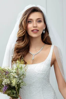 Модные свадебные прически 2019-2020 - тренды торжественных укладок на  примере звезд