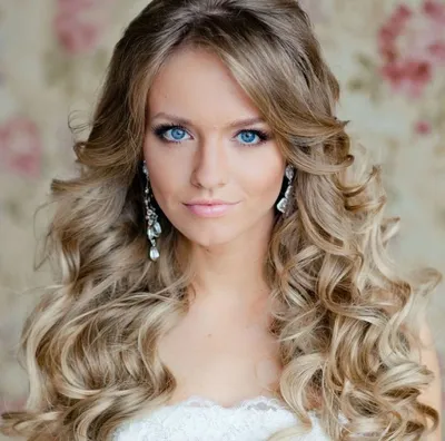 Свадебные прически с распущенными волосами - Визажист в Москве на дом -  Свадебный макияж в Москве