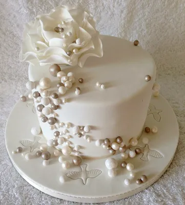Свадебный торт с жемчужинами одноярусный - 48 фото
