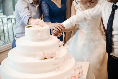 Какой свадебный торт выбрать: одноярусный или многоярусный - Информация от  Кафе Гармония