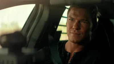 Alan ritchson HD wallpapers