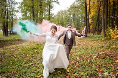 Цветной дым - салюты и фейерверки на свадьбу в Москве