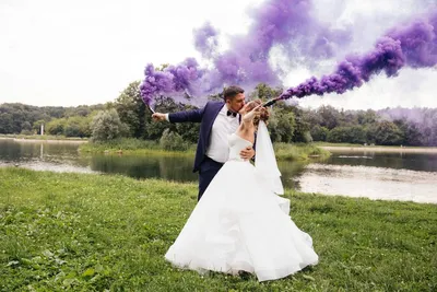 Цветной дым на свадьбе. Свадебное видео с цветным дымом. - Bestsalut