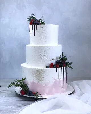 свадебного торта с жемчужинами, свадебный 3 ярусный торт с кружевом, торты  свадебные многоярусные фото, белый свадебный торт, элегантный свадебный  трехъярусный торт, торт на свадьбу, Свадебный торт Москва