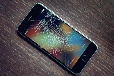 Починил в хлам разбитый iPhone 6, чтобы вы не грустили. Теперь почти как  новый