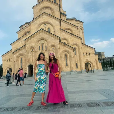 Популярная турецкая актриса Эбру Шахин приехала в Тбилиси с  мужем-баскетболистом - Новости Грузия