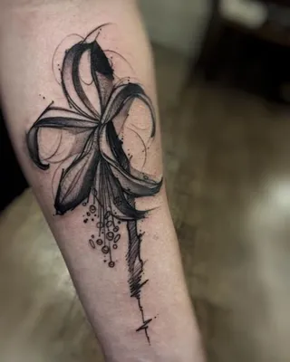 Tattoo • Значение тату: Лилия, как цветок и геральдика
