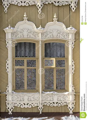Старые русские окна в Томск Стоковое Фото - изображение насчитывающей  сельско, лепнина: 23154790