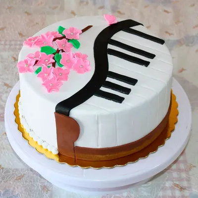 Торт клавиши пианино купить на заказ в Москве недорого с доставкой