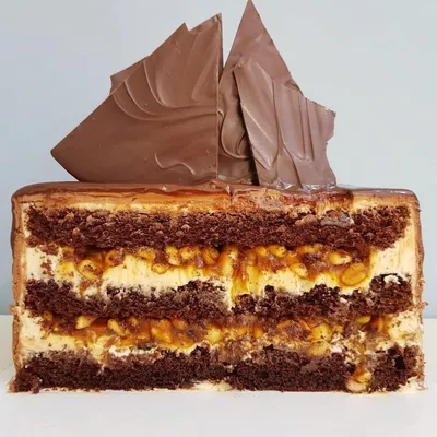 Торт-сникерс - заказать по цене 900 руб. за 1кг с доставкой в Краснодаре