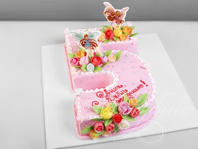 Детский торт цифра 5 веселые принцессы № 477 стоимостью 6 800 рублей - торты  на заказ ПРЕМИУМ-класса от КП «Алтуфьево»