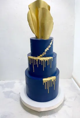 Торт синий с золотом на заказ с доставкой | TortiZakaz.moscow