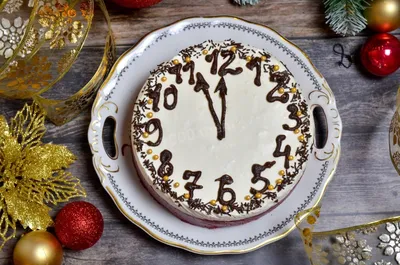 Торт Часы на Новый год рецепт с фото пошагово и видео - 1000.menu