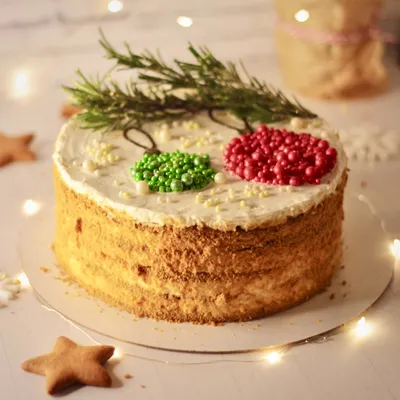 Медовый новогодний торт купить в Санкт-Петербурге | Кейк