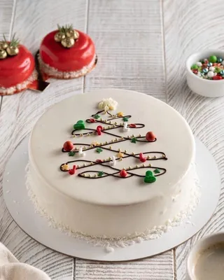 Украшение торта на Новый Год — 45 идей новогоднего декор (фото + видео)